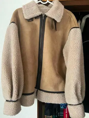 무스탕 코트 베이지 쉘파 퍼 보아 자켓