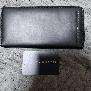 TOMMY HILFIGER 블랙 장지갑