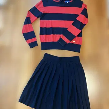 BLUE LABEL CRESTBRIDGE 상의와 스커트 세트 38