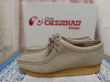 Clarks Originals Wallabee 베이지