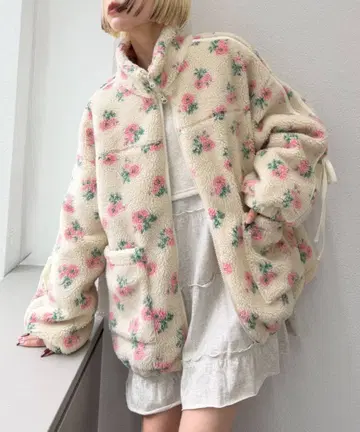 [ 완판 색상 ] wcloset 꽃무늬 보아 라인 블루종