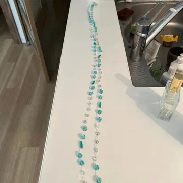 파랑과 투명의 비즈 롱 목걸이