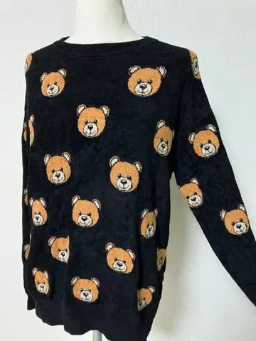 새상품급 MOSCHINO 곰돌이 올 패턴 긴팔 스웨터 XS 모스키노