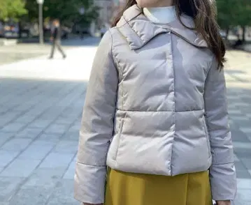 M-premier BLACK 빅 칼라 숏 다운 엠프리미어