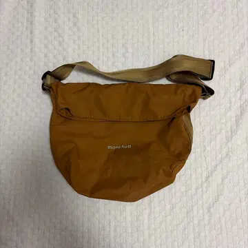 mont-bell 브라운 숄더백