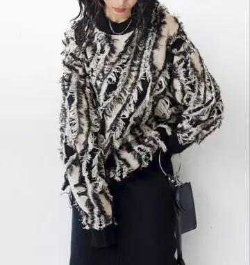 프린지 니트탑 [ 새상품급 ]