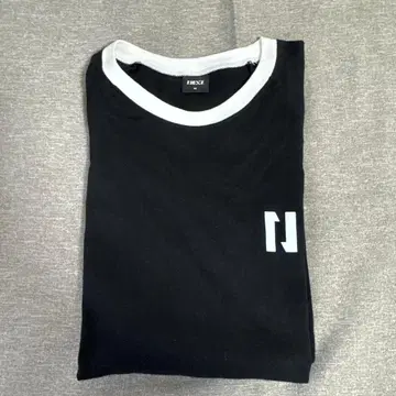 NEXZ M 사이즈 래글런 T셔츠 블랙/화이트