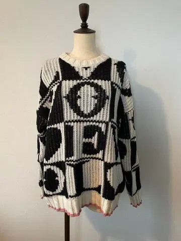 [ ottod'Ame 오트담 ] 그래픽 패턴 니트 스웨터 긴팔