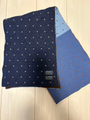 BARNEYS NEWYORK 바이컬러 머플러