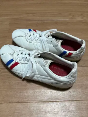 패트릭 화이트 스트라이프 스니커즈 사이즈 40