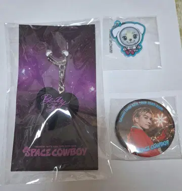 이와타 타카노리 SPACE COWBOY 하트 키링 & 참 & 캔 배지