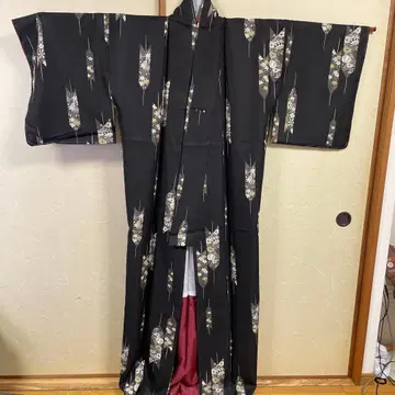 블랙 전통 예복 기모노 꽃무늬 화살표 무늬 기모노 미사용 새상품