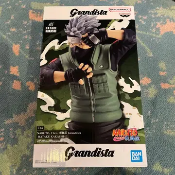 NARUTO 하타케 카카시 & 에밀리아 피규어 세트