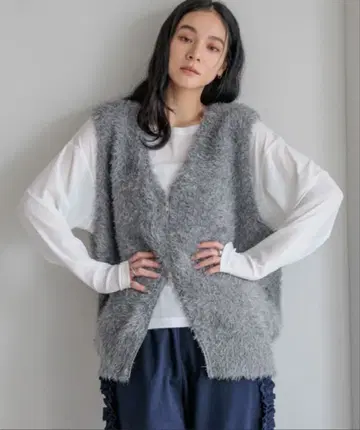 LOWRYS FARM 샤기 ZIP 베스트 (그레이)