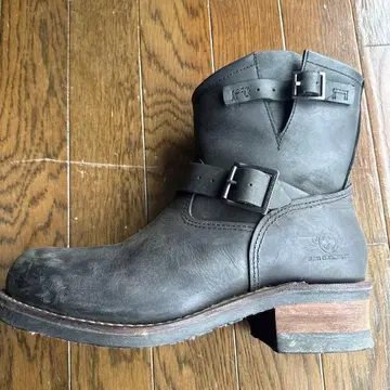 블랙 가죽 부츠