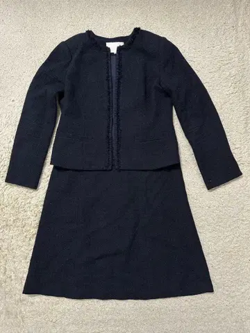 NATURAL BEAUTY 포멀 슈트 M 사이즈