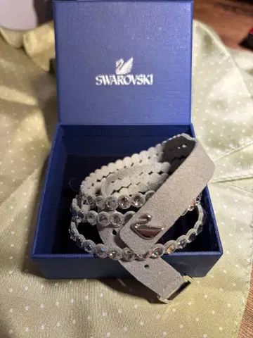 Swarovski 실버 그레이 3연 팔찌