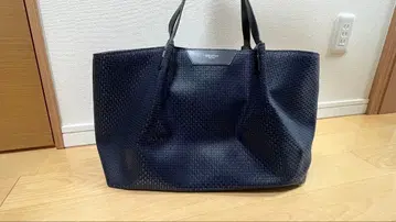 세라피안 BEAMS 콜라보 비즈니스 백