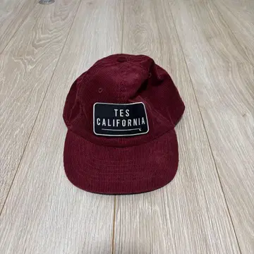 The endless summer 버건디 캡