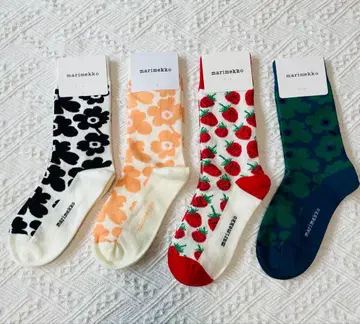 새상품 마리메꼬 양말 4켤레