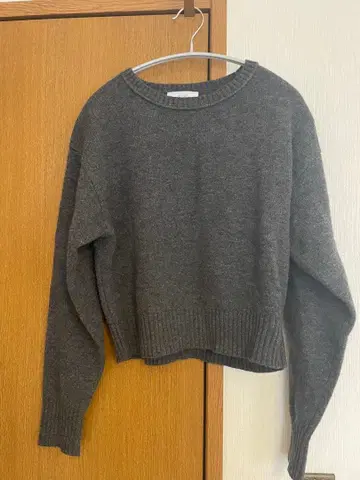 슬로브 이에나 / 니트