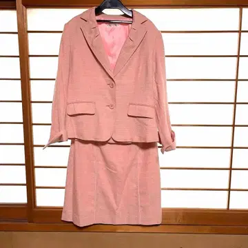 C'EST CHIC'A 핑크 라메 정장 세트