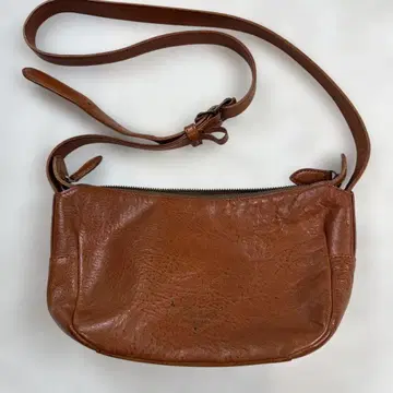 다코타 가죽 숄더백 카멜/브라운 계열 새상품급