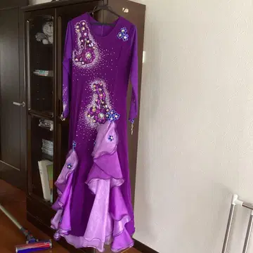 컨디션 최상! 럭셔리 보라색 가라오케 스테이지 파티 드레스 L