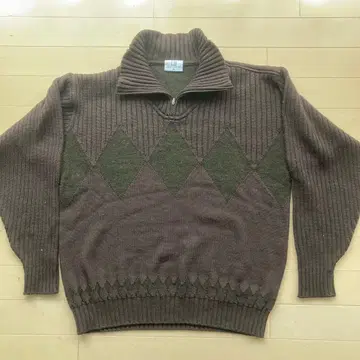 던힐 스포츠 아가일 니트 스웨터 M 브라운 J4