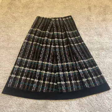 [GIANNI LO GIUDICE] 체크 플레어 스커트 36 이토킨