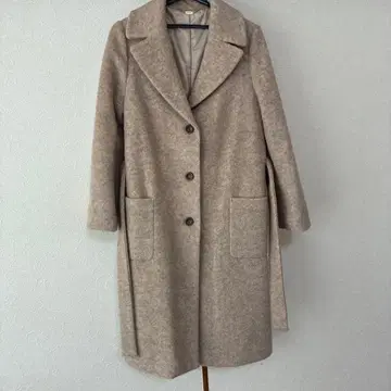 DoCLASSE 베이지 코트