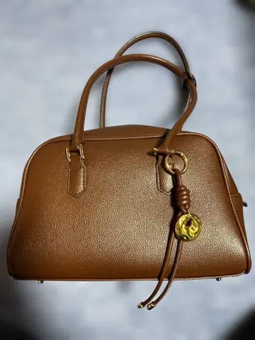 미사용 르 쿨 블랑 브라운 가죽 핸드백