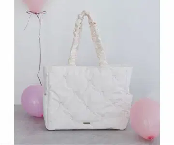 메종 드 플뢰르 퀼팅 토트백 화이트