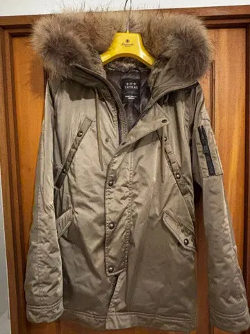 TATRAS 올리브 그린 다운 자켓 R 라인