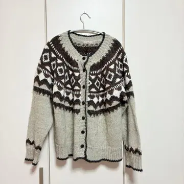 새상품급 사만사 모스모스 패턴 니트 가디건 페어아일 가디건 긴팔