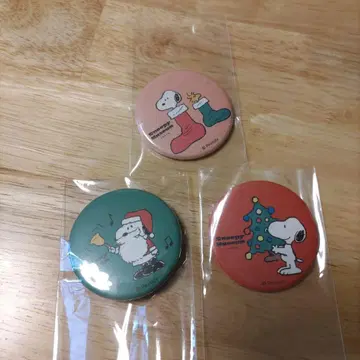 스누피 뮤지엄 크리스마스 핀 배지 3개 세트