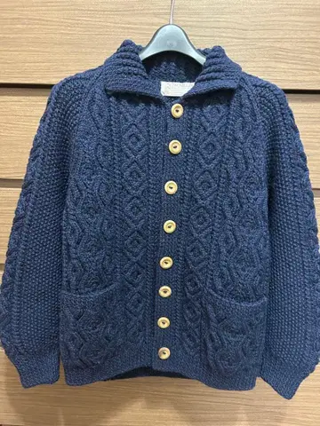 INVERALLAN 네이비 케이블 짜임 가디건