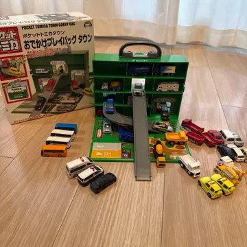 포켓 토미카 타운 외출 플레이 백 타운 자동차 46대 포함!!