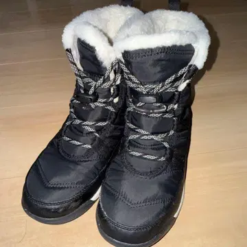 SOREL 블랙 부츠 방수 보온성