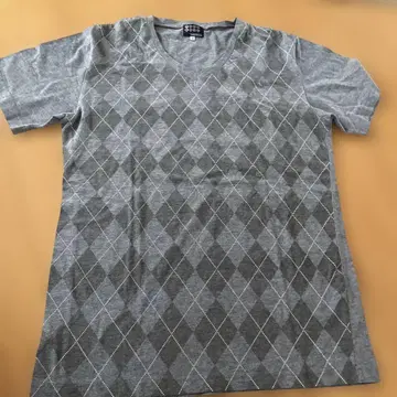 TAKEO KIKUCHI 다이아몬드 패턴 T셔츠 사이즈 4