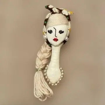 새상품급 Ruminy 인형 참 브로치