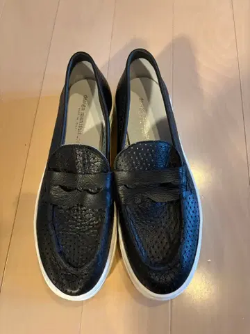 design maison 블랙 통굽 로퍼