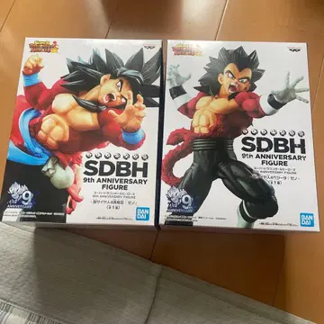 SDBH 9주년 피규어 2체 세트