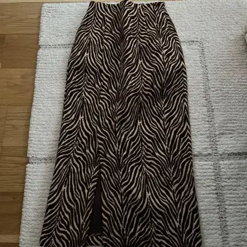 Ungrid 제브라 패턴 자카드 타이트 스커트 프리 사이즈