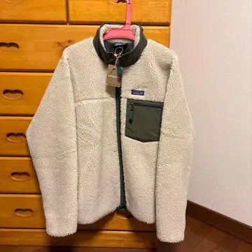 파타고니아 클래식 레트로 X 23057 L 미사용 새상품