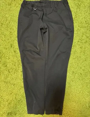 정가 26400엔 착용 10회 미만 UE 팬츠 L 사이즈