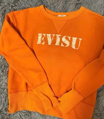 EVISU 오렌지 로고 맨투맨