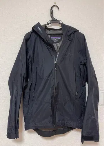 patagonia 블랙 나일론 자켓 S