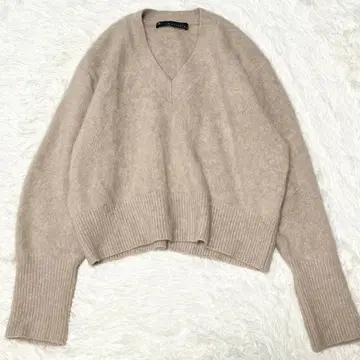 새상품급 마르티니크 복슬복슬 캐시미어 FOX 숏 풀오버 가벼운