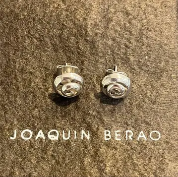 호아킨 베라오 Joaquin Berao 실버 귀걸이 우즈마키